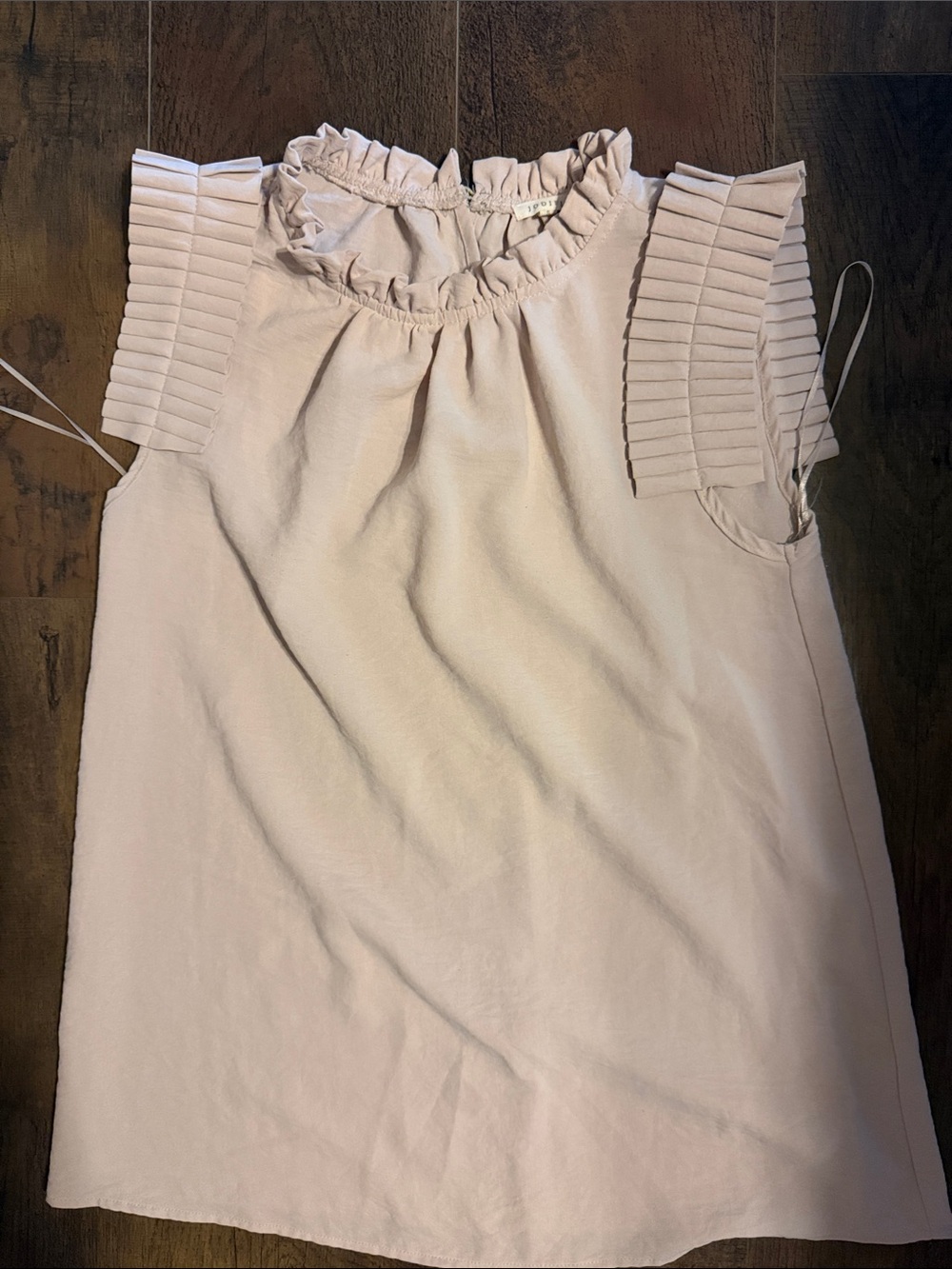 JODIFL Dusty Blush Ruffle-Neck Pleated Sleeve Tank